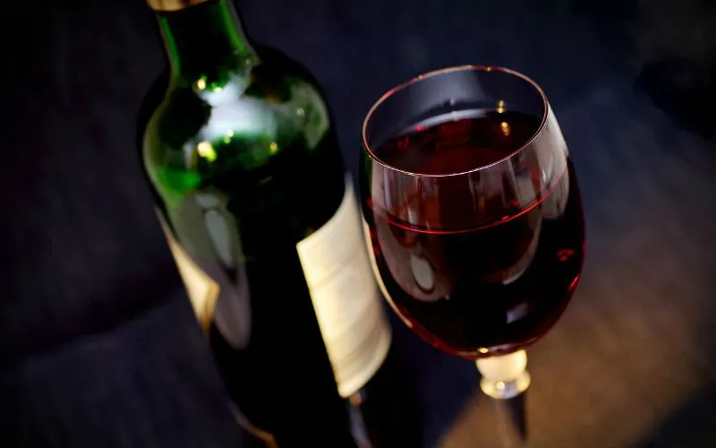 Is een glaasje rode wijn per dag écht goed voor je gezondheid? Dit is het antwoord