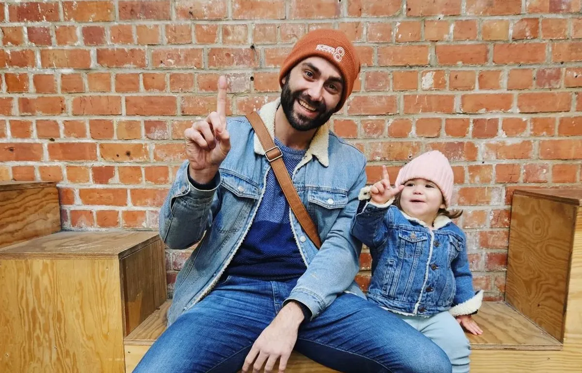 "Trekt elke dag meer op haar vader" Sieg De Doncker pronkt met zijn dochtertje