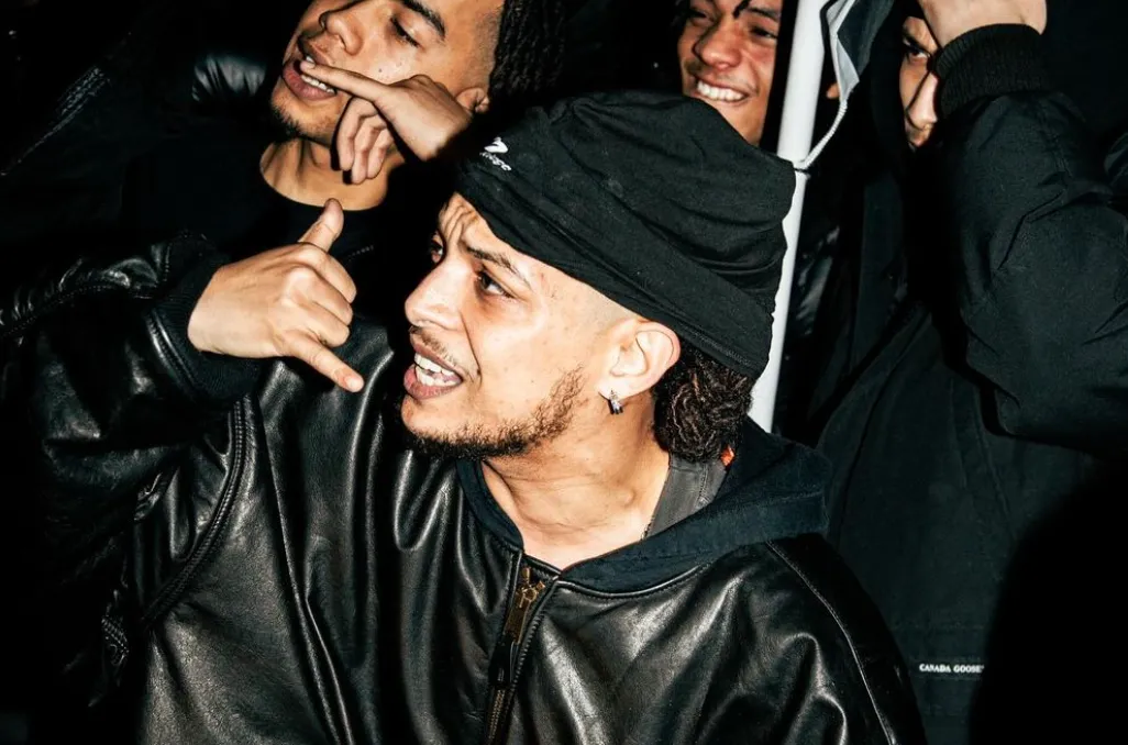 Ronnie Flex doet zijn verhaal bij Humberto, Top Notch houdt zich stil “Niet geïnteresseerd om