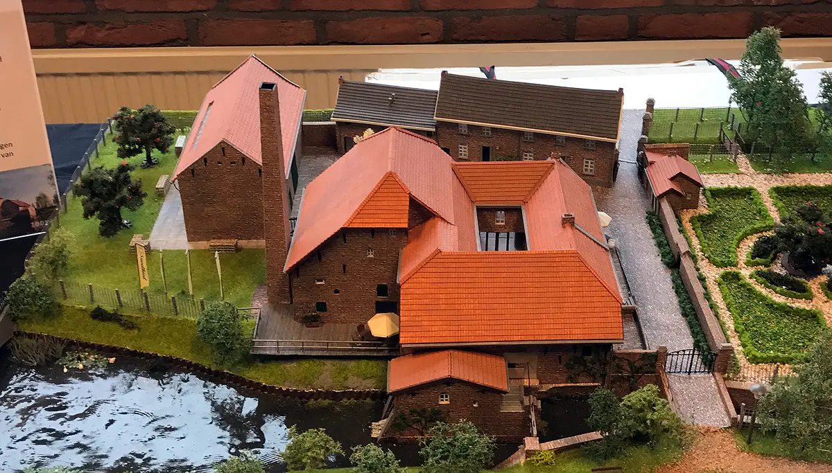 Model Bouw Rails Expositie modelspoor en -bouw in Trevianum zeer druk bezocht