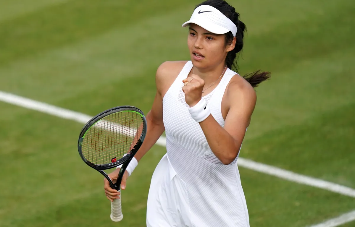 Emma Raducanu wins Wimbledon opener over Van Uytvanck