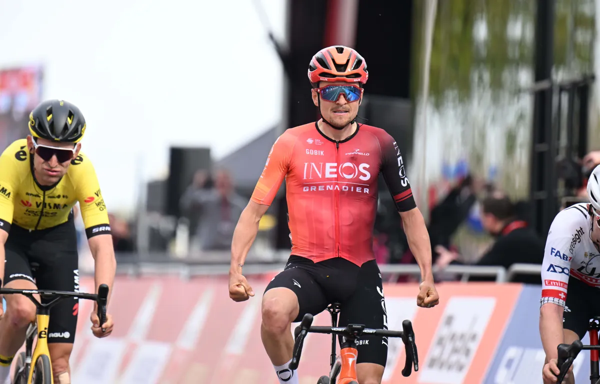 Pidcock signs a threeyear contract with Q36.5 Pro Cycling Team "2025