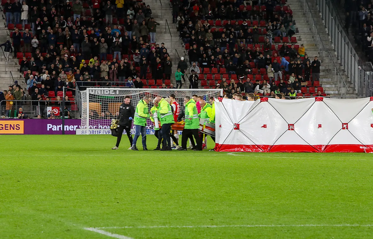Grote schrik in Alkmaar Bas Dost