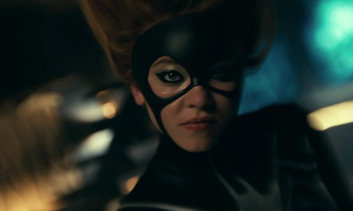 SpiderWomanactrice Sydney Sweeney gebeten door een echte spin