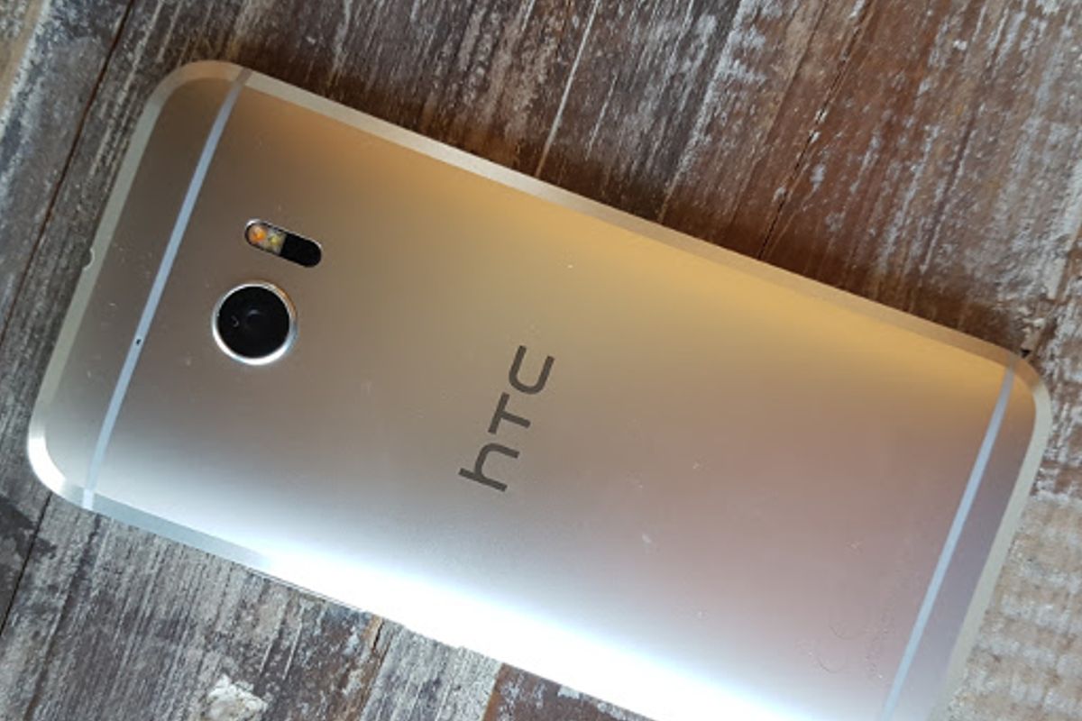 Netto Stevenson Plaatsen Review HTC 10: herkenbaar en iconisch, maar nog niet perfect