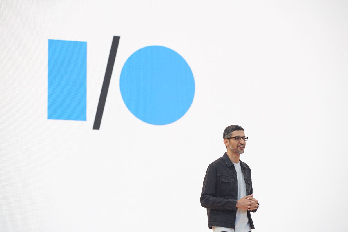 CEO van Google draagt Pixel Watch in het openbaar