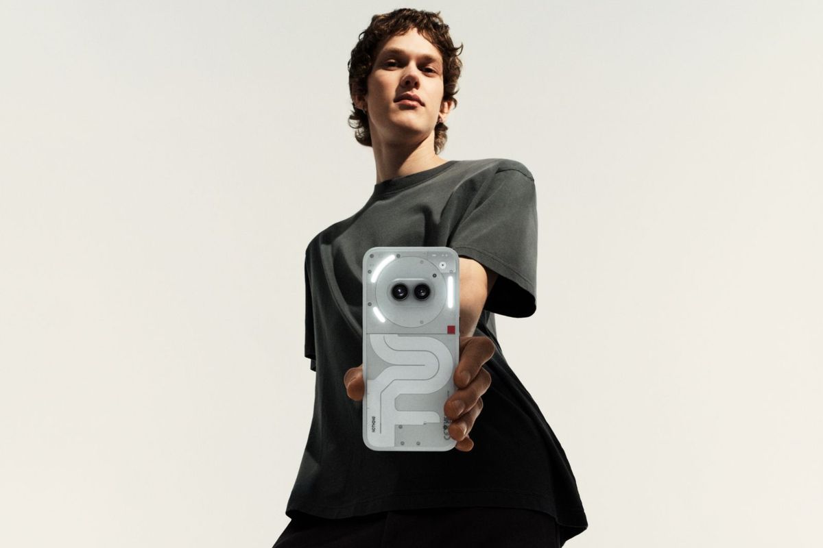 Nothing kondigt Nothing Phone (2a) aan: mét Glyph