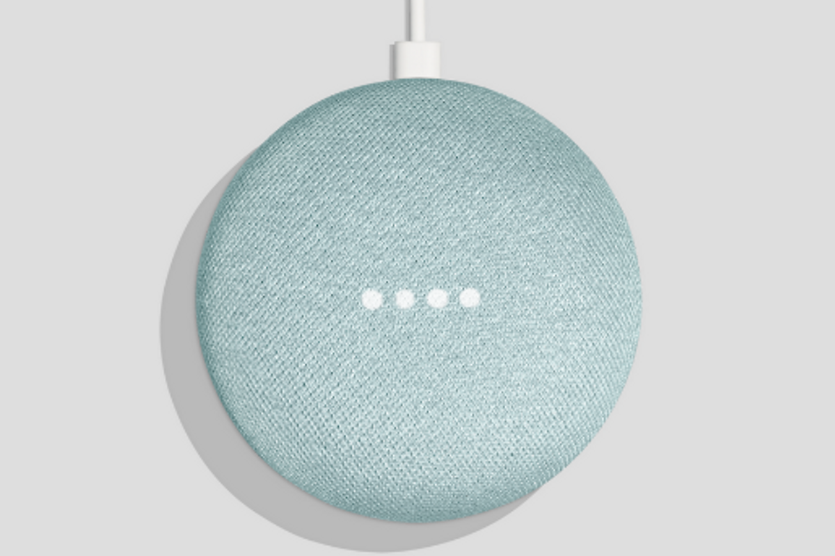 Google Nest Mini-speaker gelekt met muurbevestiging en 3,5 mm audiojack