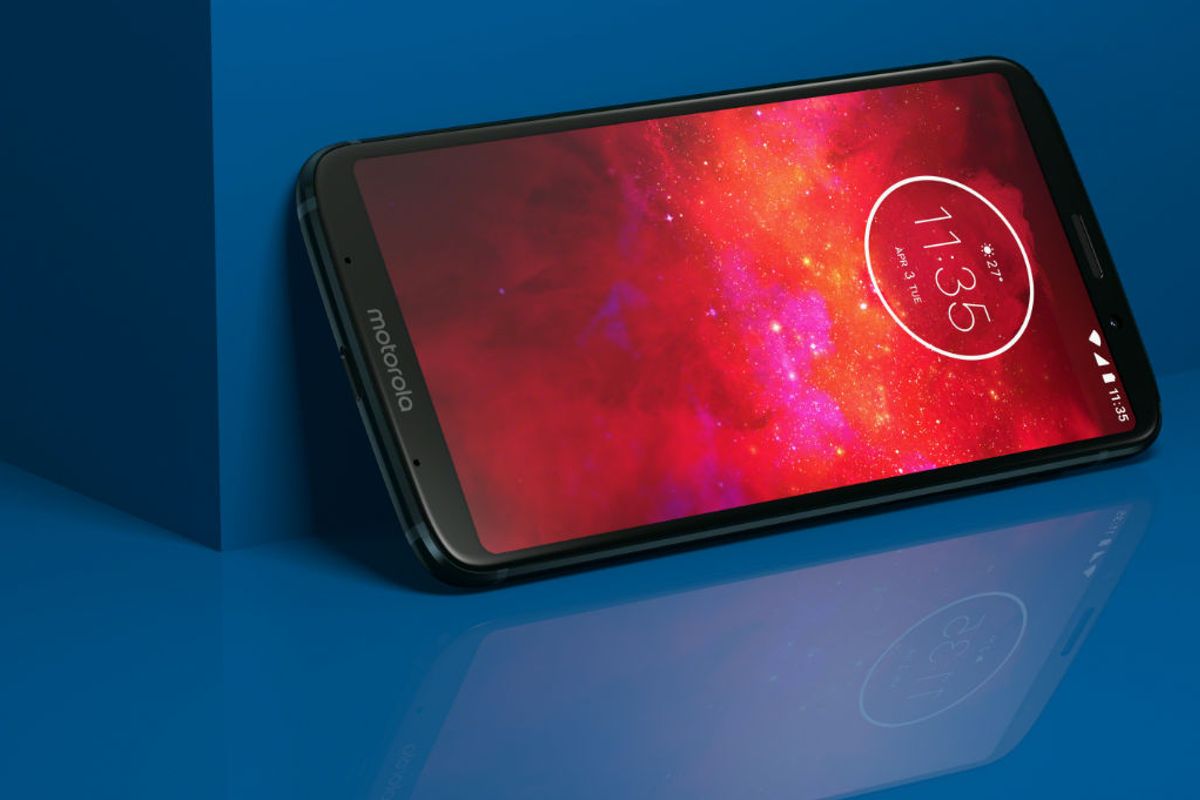 Moto Z3 Play officieel: randloos scherm, Moto Mods en Snapdragon 636