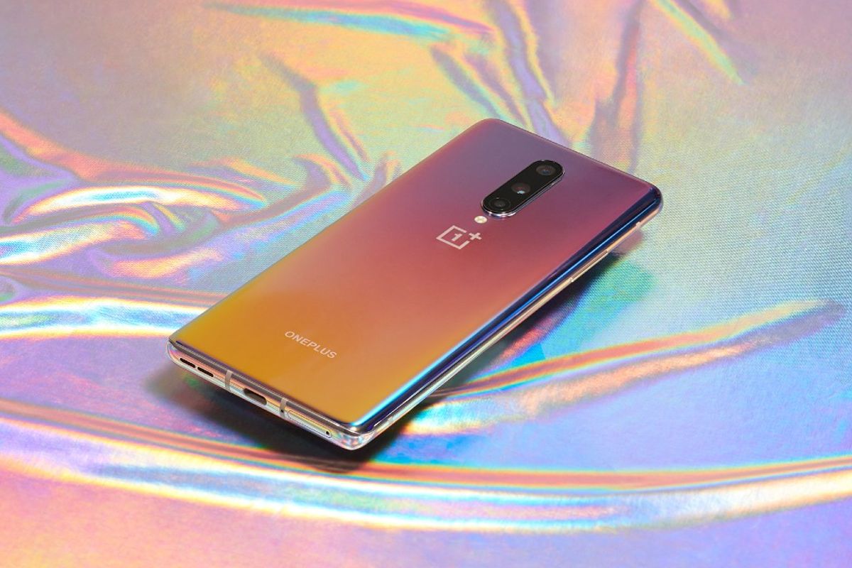 Opinie: "De OnePlus 8 kost 100 euro meer, hij hoeft geen lagere prijs"