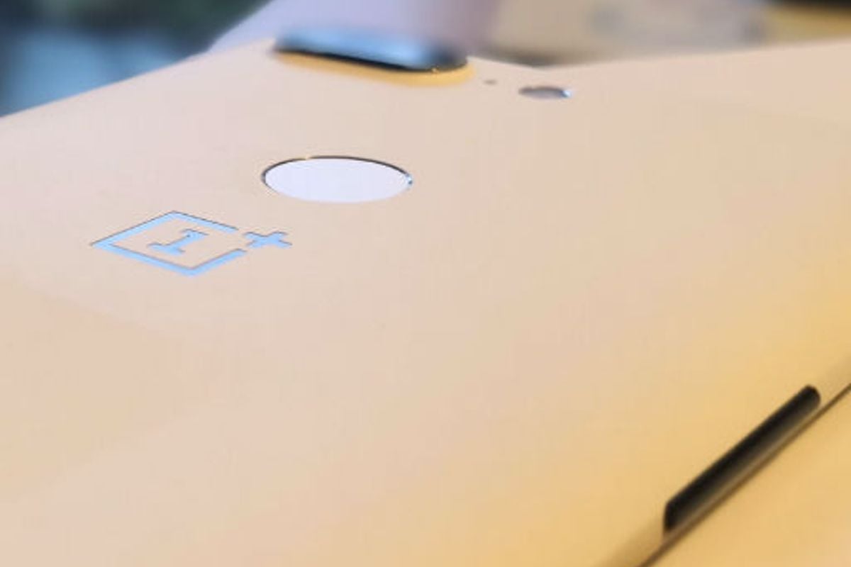 Limited Edition OnePlus 5T Sandstone White vanaf nu verkrijgbaar