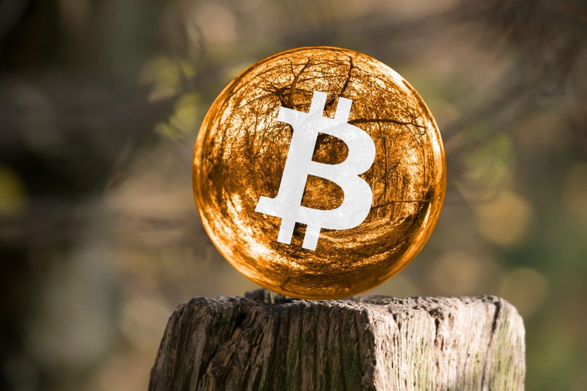 Bitcoin koers analyse:  prijs zakt terug richting $42.000