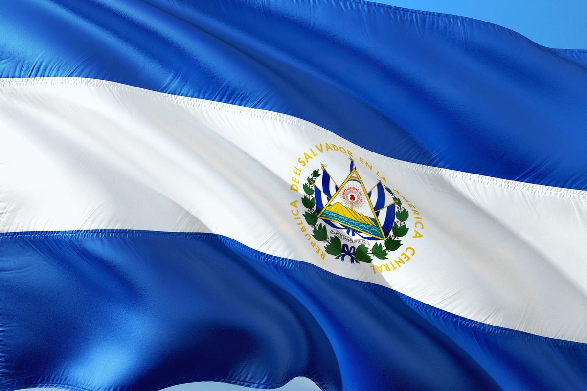 Bitcoin app in El Salvador verbeterd, prominente plek voor Lightning