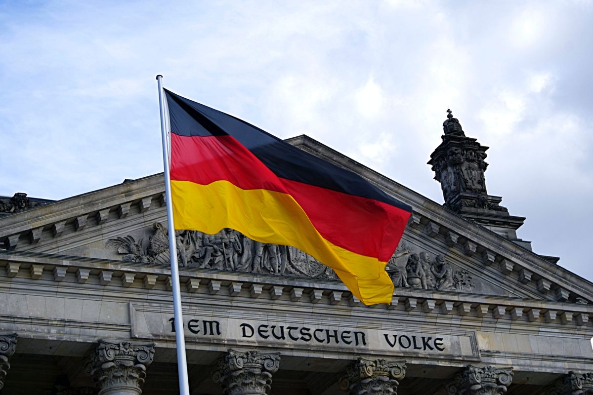 Eén van grootste Duitse vermogensbeheerders overweegt Bitcoin te kopen
