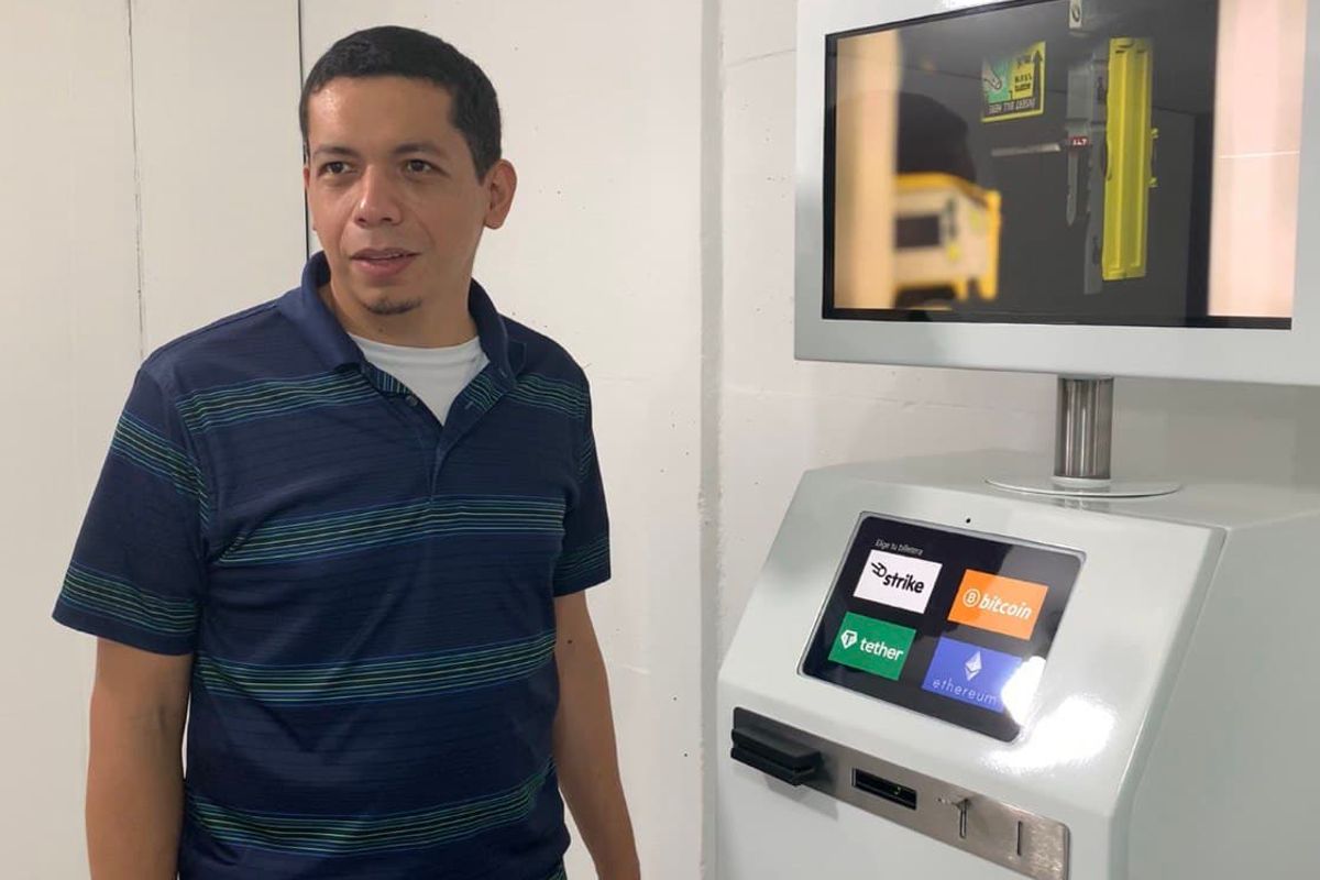 4 vragen aan de eerste 'native' Bitcoin ATM van El Salvador