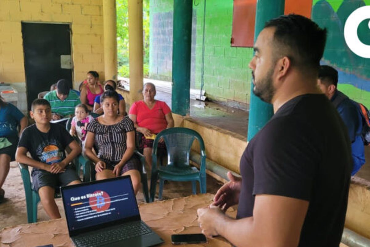 Orangepilled: deze mensen in El Salvador krijgen een bitcoincursus