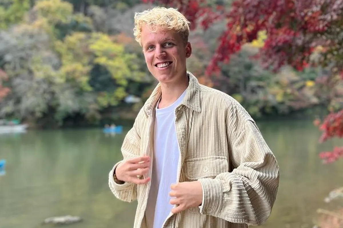 Topper Bailey de Regt verrast ons met zijn freestyle voetbalskills!