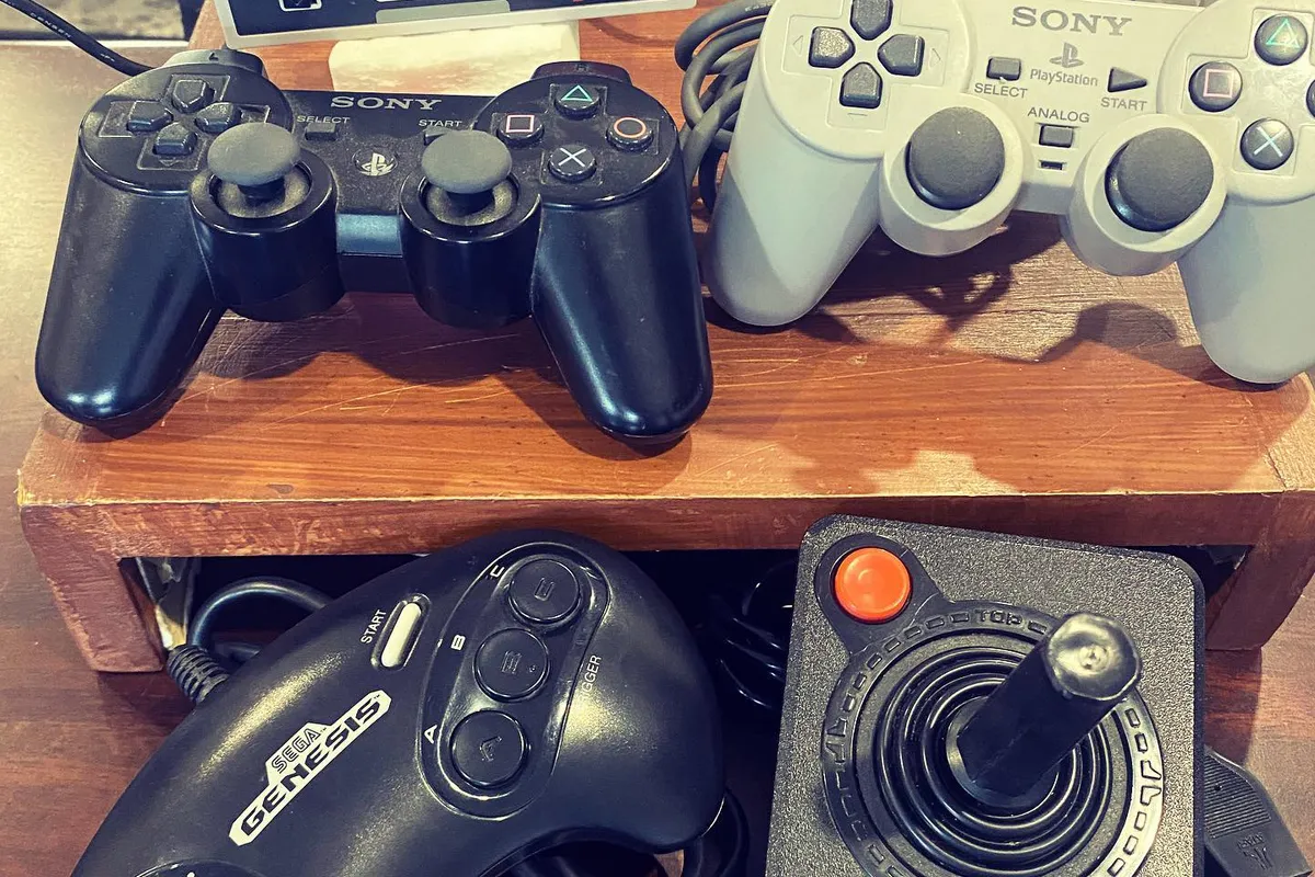 Nostalgie ten top: @MyVeryOldToys snapt 90´s gamers