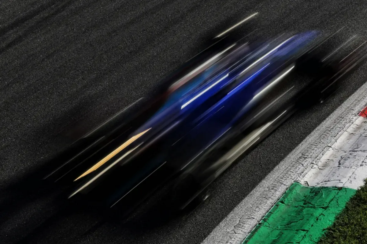 Oud F1-coureur roemt De Vries: 'Beste individuele prestatie van 2022'
