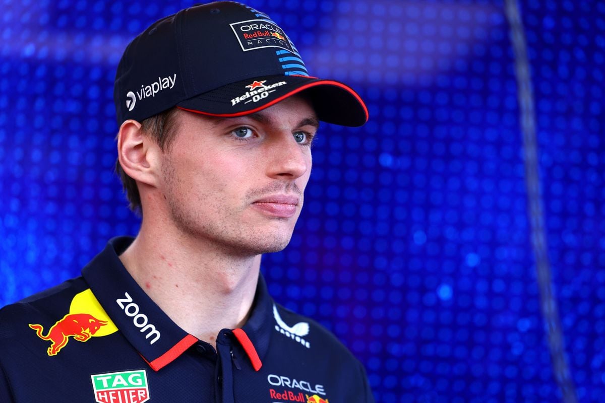 Verstappen niet bezig met Red Bull Racing-saga: 'Focus alleen op racen'