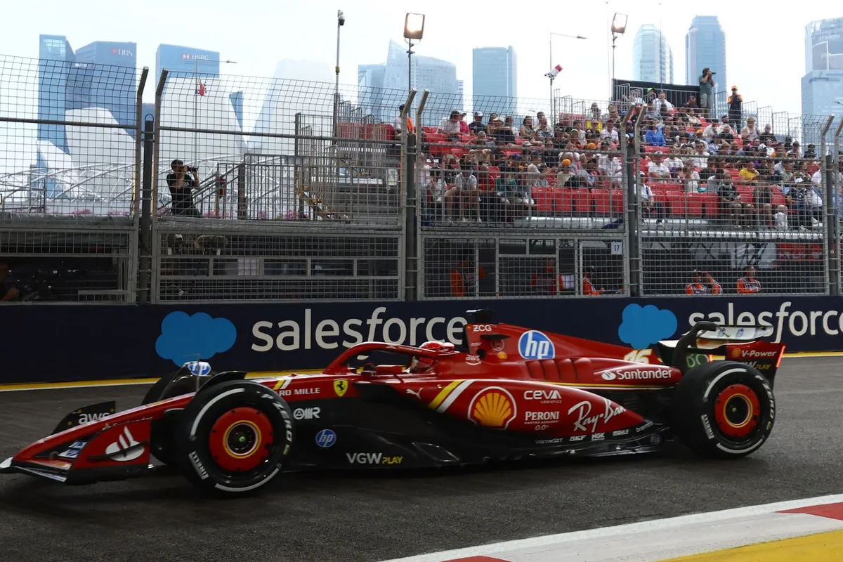 Samenvatting Vrije Training 1 Grand Prix van Singapore: Leclerc klokt de snelste tijd, Verstappen 4de