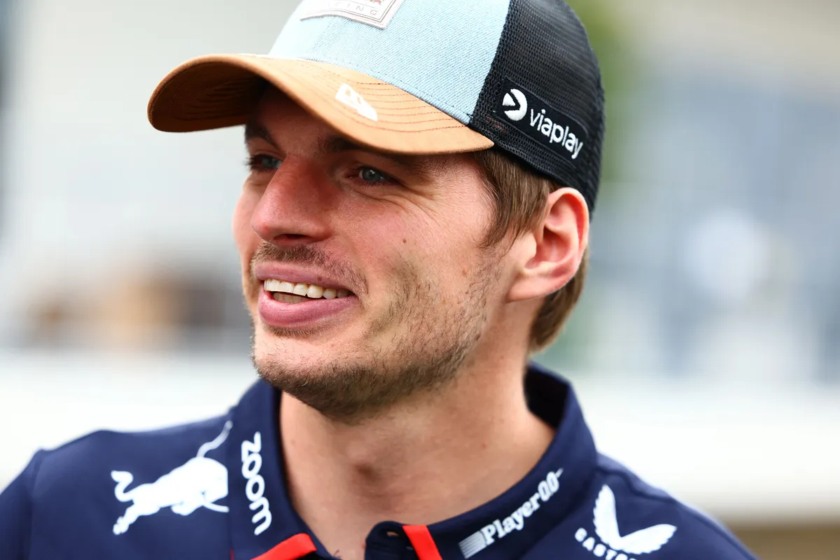 Max Verstappen wéér kritisch op de FIA: "Ze moeten er niet zo groot probleem van maken"