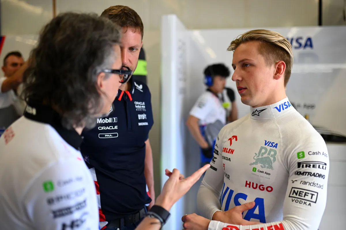 Liam Lawson is niet bang voor Verstappen: "Ik voel me er klaar voor"