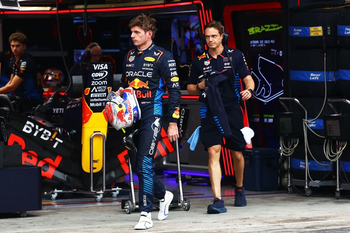 Max Verstappen woedend op stewards na rode vlag in Q2: "Het is bullshit!'