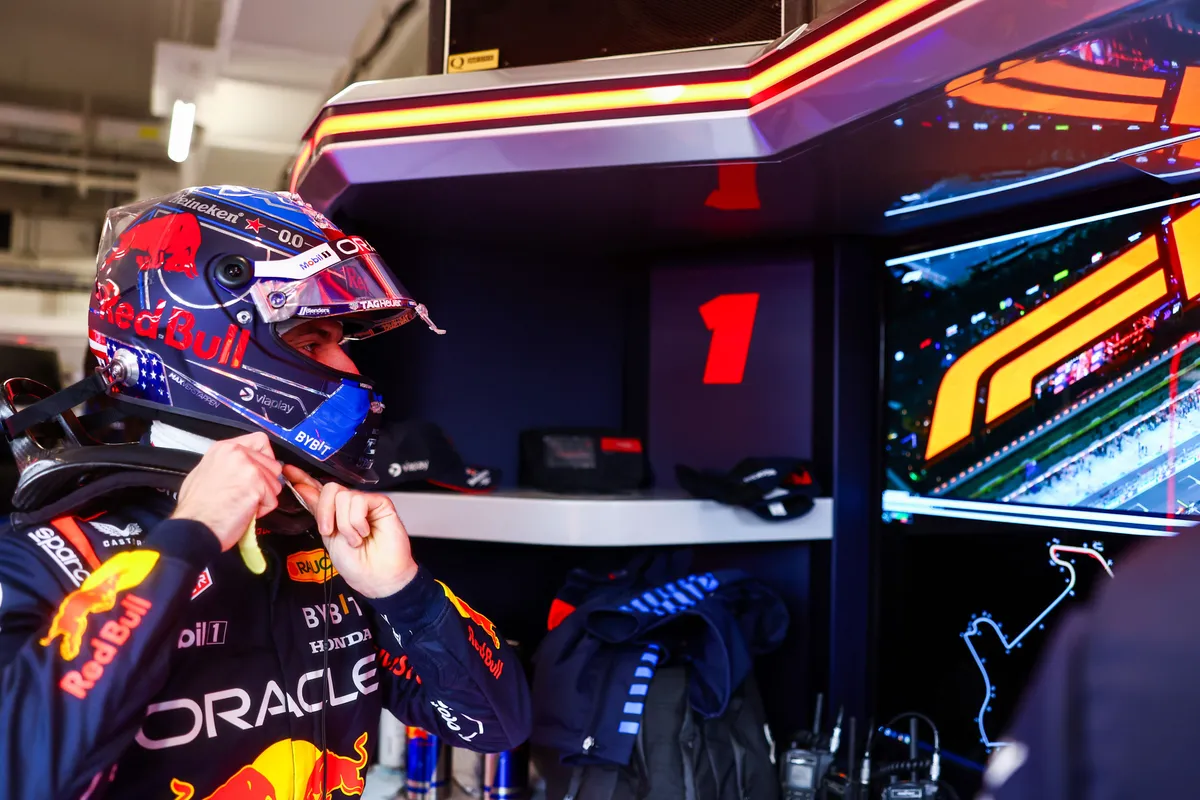 Max Verstappen nog steeds positief na lastige trainingen in Las Vegas: "Op de lange run waren we iets competitiever"