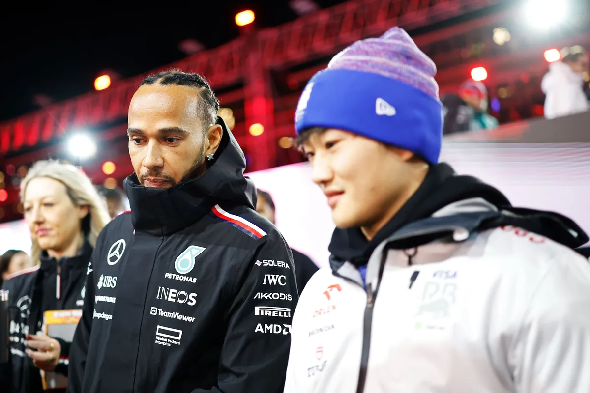 Toto Wolff reageert op 'wilde' Lewis Hamilton theorieën: "Ik lees die onzin nooit"