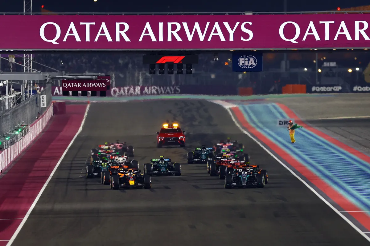 De race director en stewards maken bijzondere beslissingen in Qatar