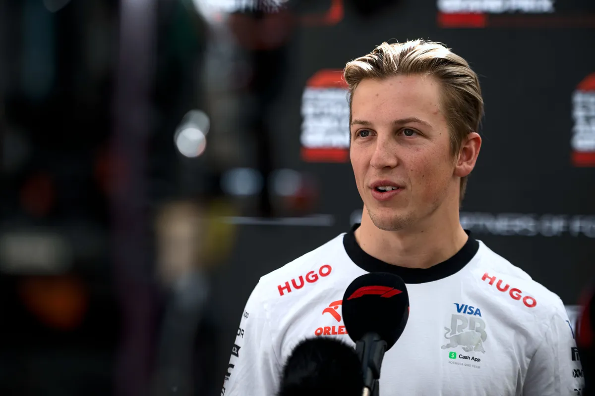 Liam Lawson is er klaar voor: "Ik zou graag de teamgenoot van Verstappen willen zijn"