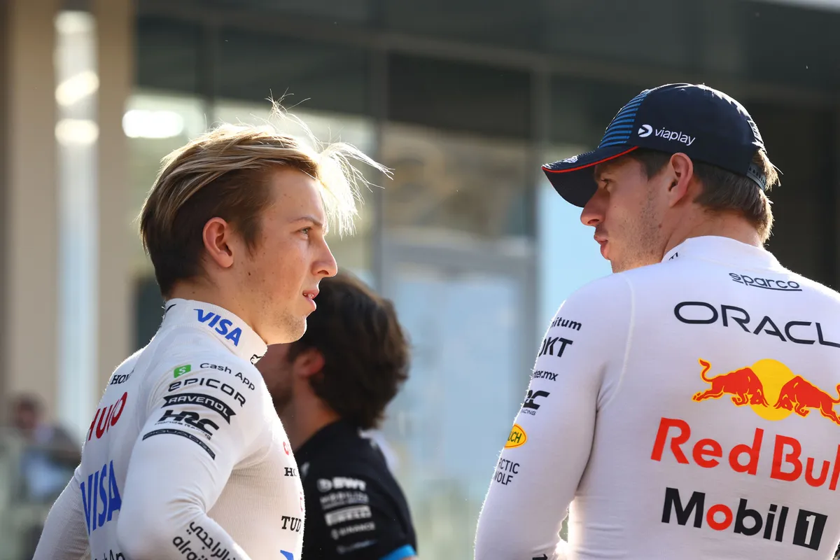Wie is Liam Lawson, de nieuwe teamgenoot van Verstappen?