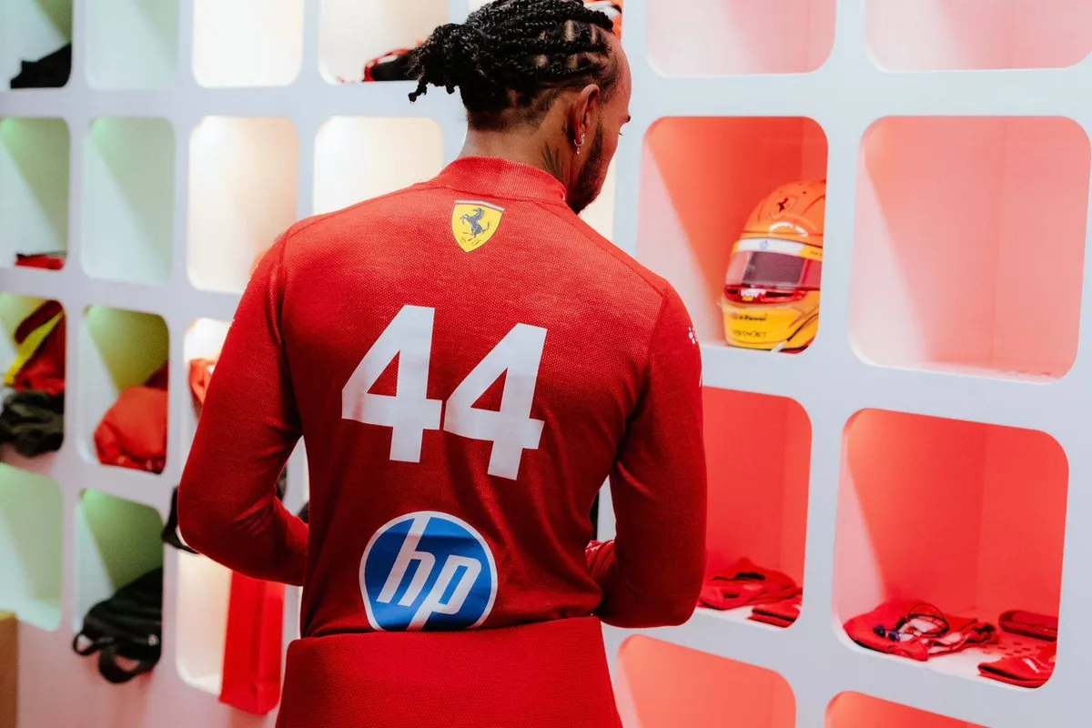 Hamilton ervaarde in zijn eerste rit al problemen met zijn Ferrari