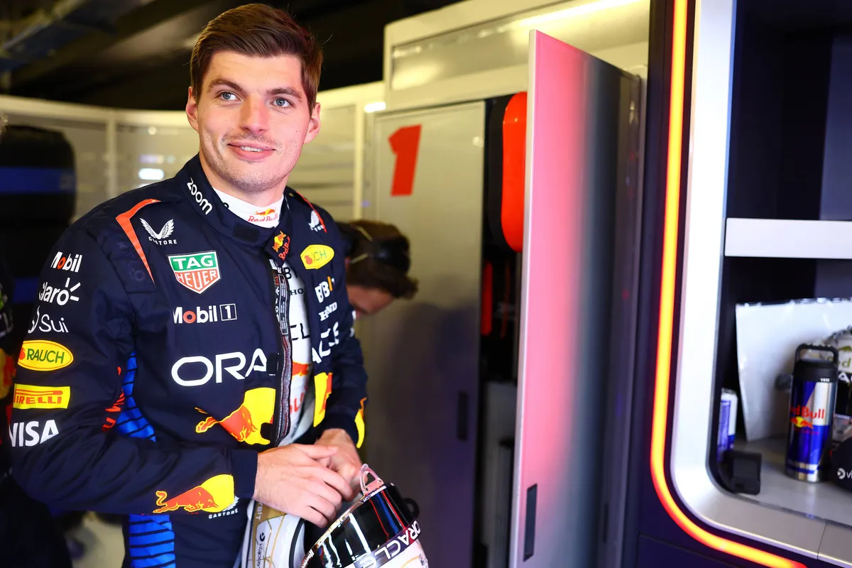 Verstappen inspireert Red Bull junior: "Hij probeert echt te helpen"