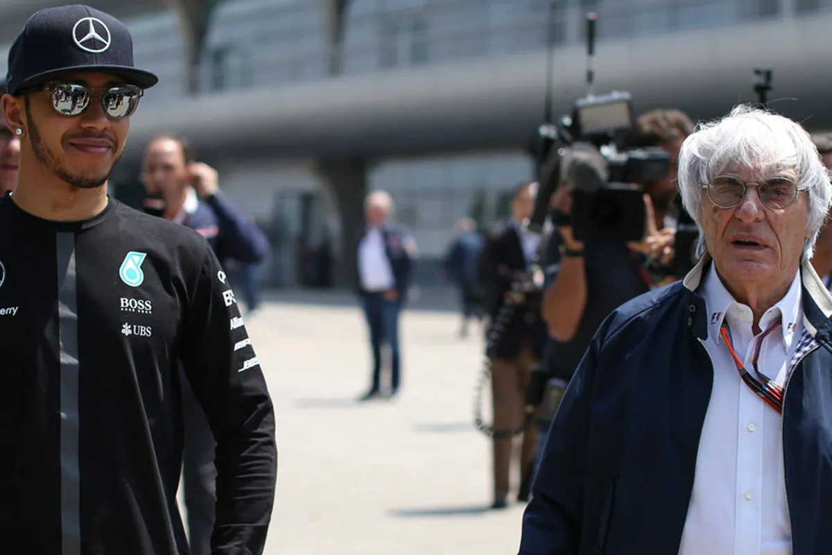 Bernie Ecclestone duidelijk: "Hamilton gaat het niet lang volhouden bij Ferrari"