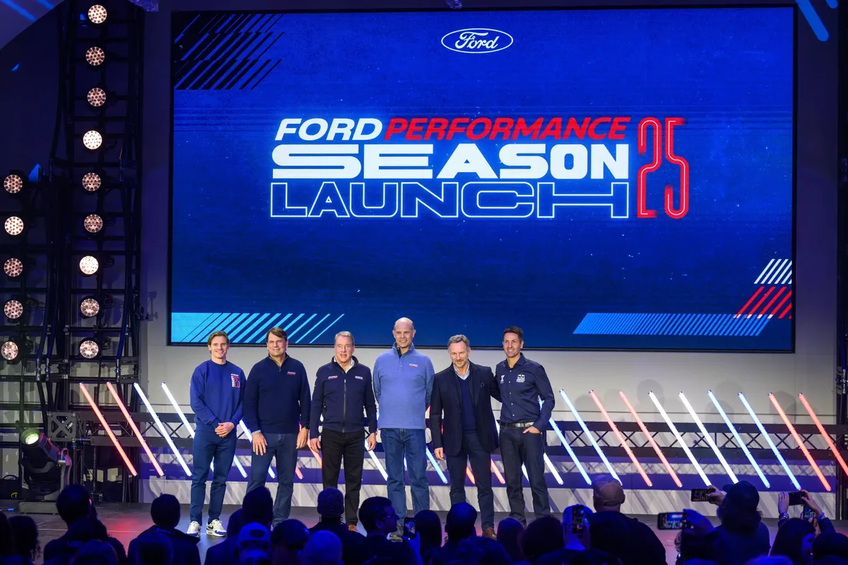Gaat Verstappen binnenkort met Ford en Red Bull naar het WEC?