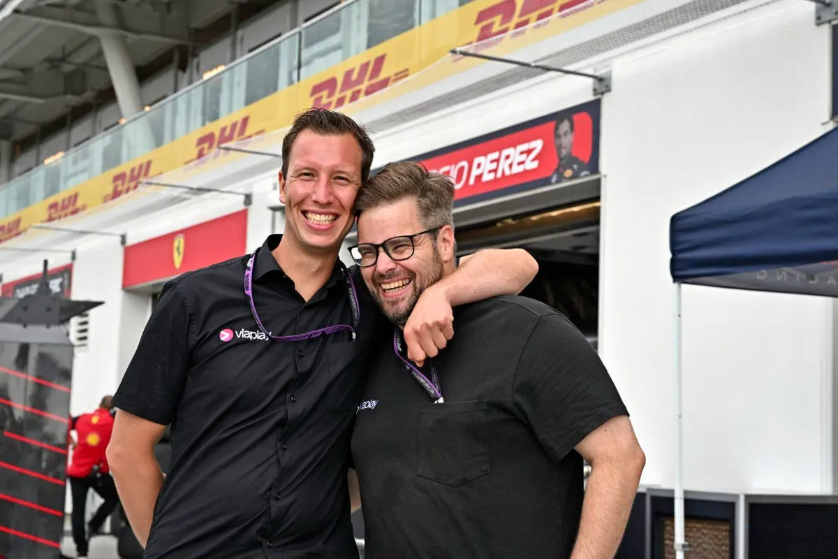 Viaplay-commentatoren voorspellen het nieuwe Formule 1 seizoen: "Max neemt gewoon de titel naar huis als hij de kans krijgt"