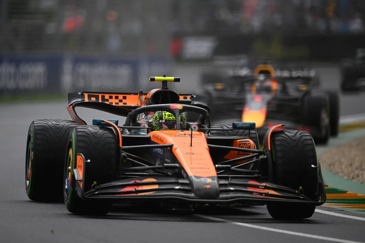 Sebastian Vettel waarschuwt Norris: De strijd met Verstappen is nog lang niet gestreden