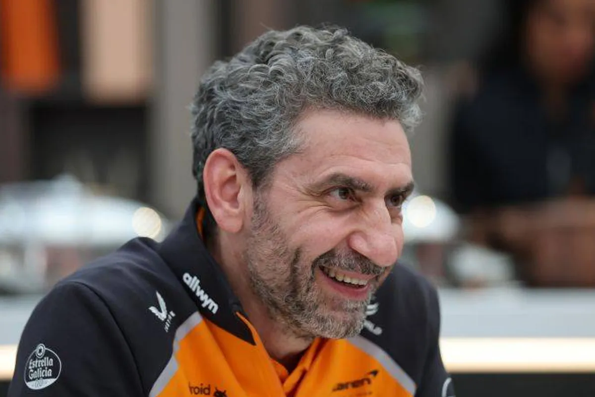 Andrea Stella haalt uit naar Verstappen: "Hij weet hoe hij het vuurtje op moet stoken"