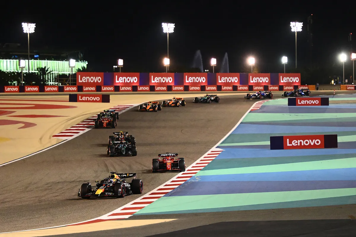 Warmste race ooit in de Formule 1 &  Hamilton vs Rosberg