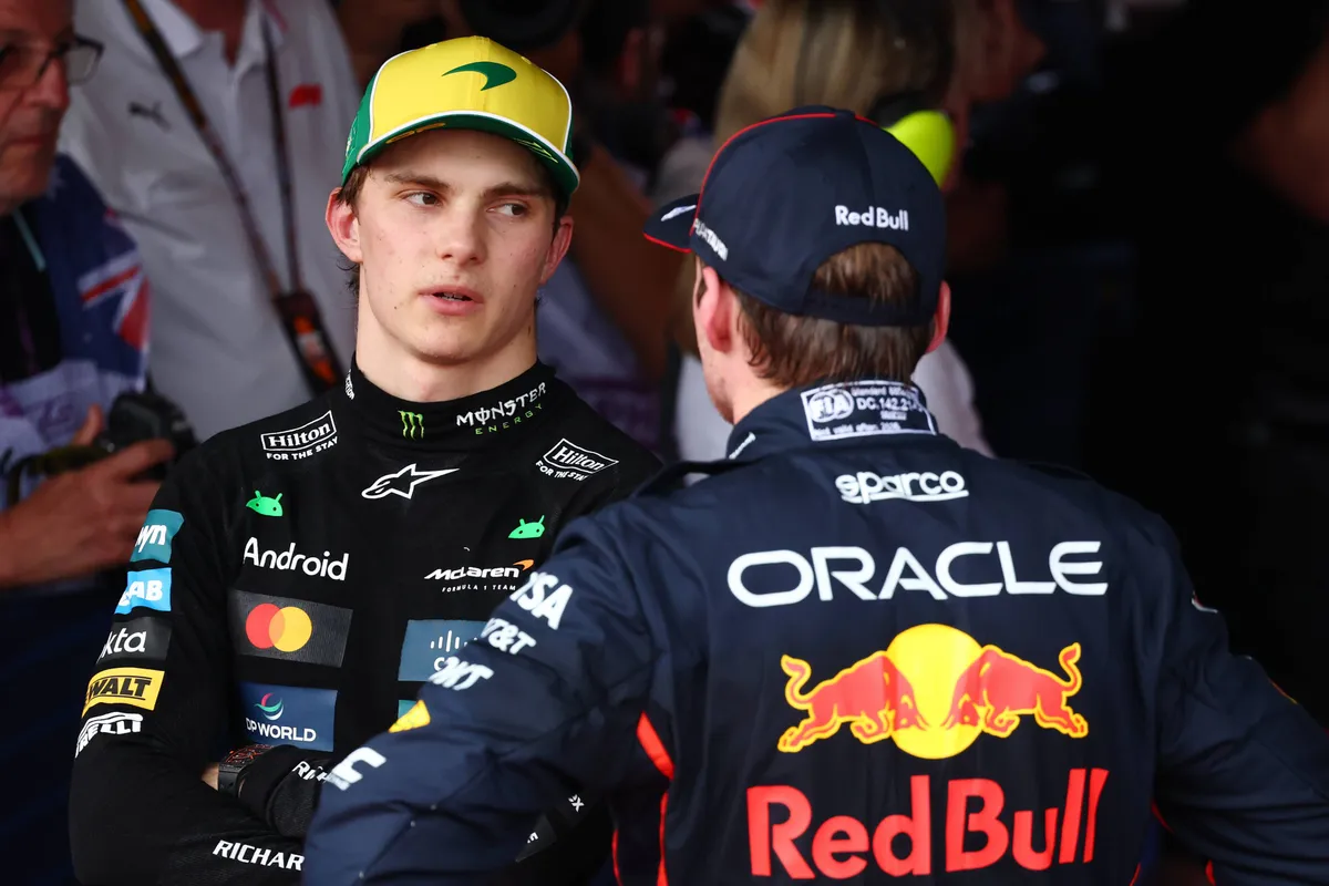 Webber trots op Piastri: “Hij benut zijn kansen als een ware kampioen”