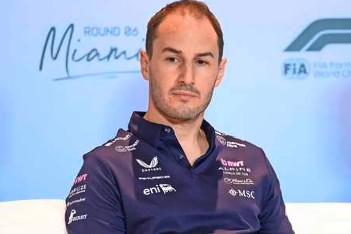 BREAKING: Alpine baas Oliver Oakes stapt per direct op, Flavio Briatore neemt zijn plek over
