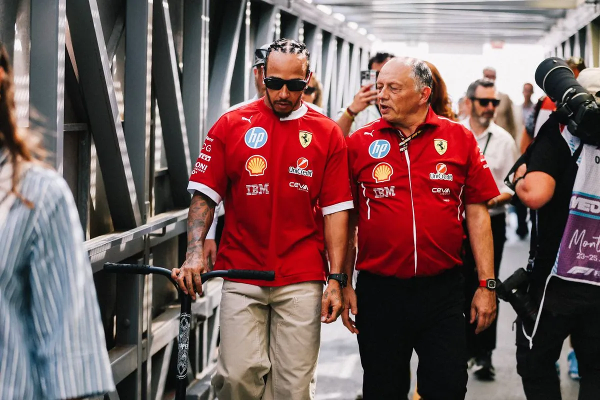 Hamilton gefrustreerd over communicatie bij Ferrari: "Ik wist niet waar ik voor vocht"