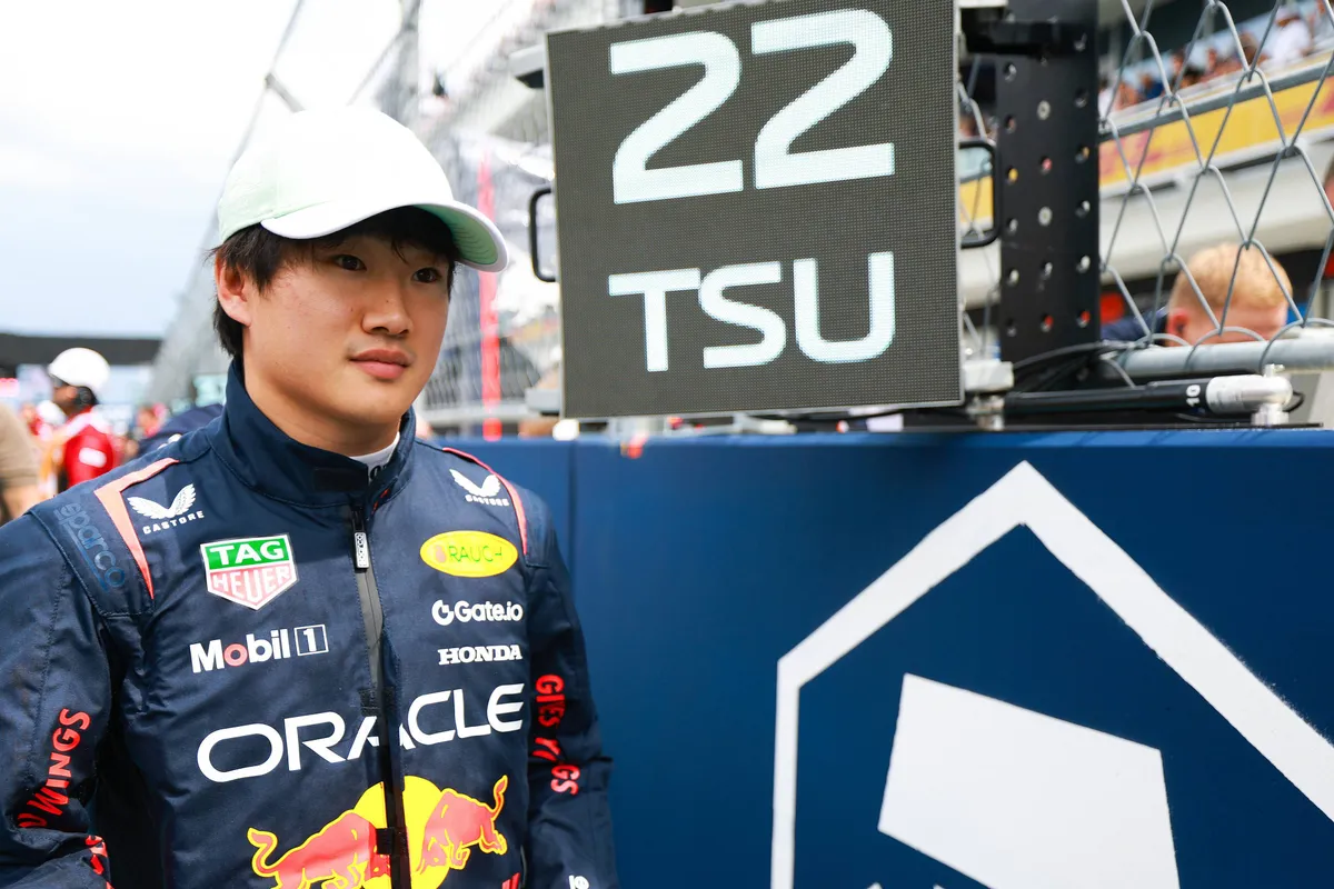 Helmut Marko is lovend over Tsunoda: "Eerste teamgenoot die prestaties van Max kan evenaren"