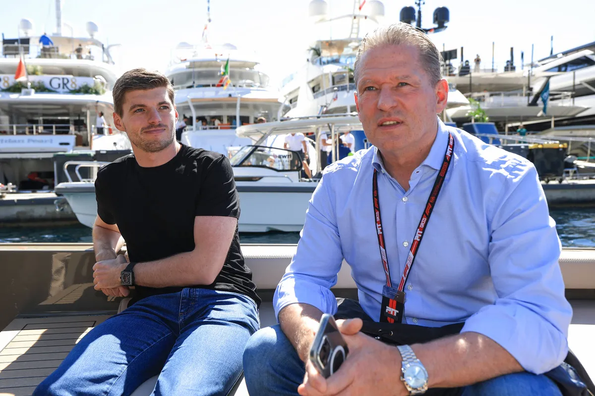 Jos Verstappen stuurt duidelijke boodschap aan Red Bull: “Misschien maar goed dat ik er even niet was”
