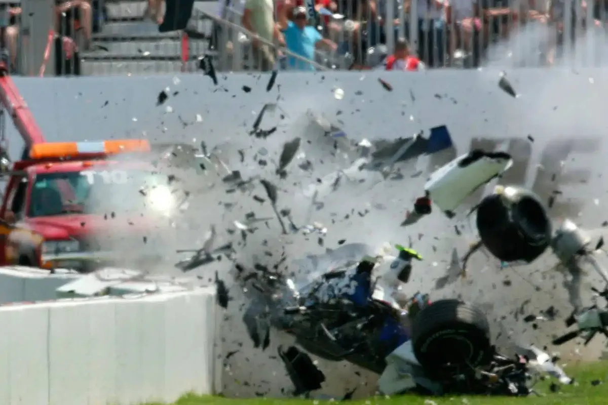 Chaos in de pitstraat en de langste race in de Formule 1