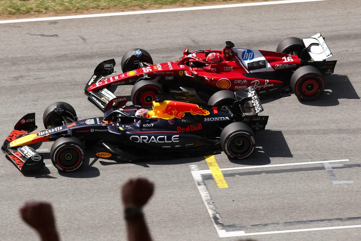 BREAKING:  Leclerc krijgt geen straf voor botsing met Verstappen