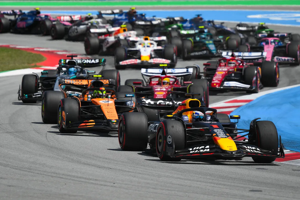 WK-stand na Grand Prix van Spanje: Verstappen verliest zicht op leiders