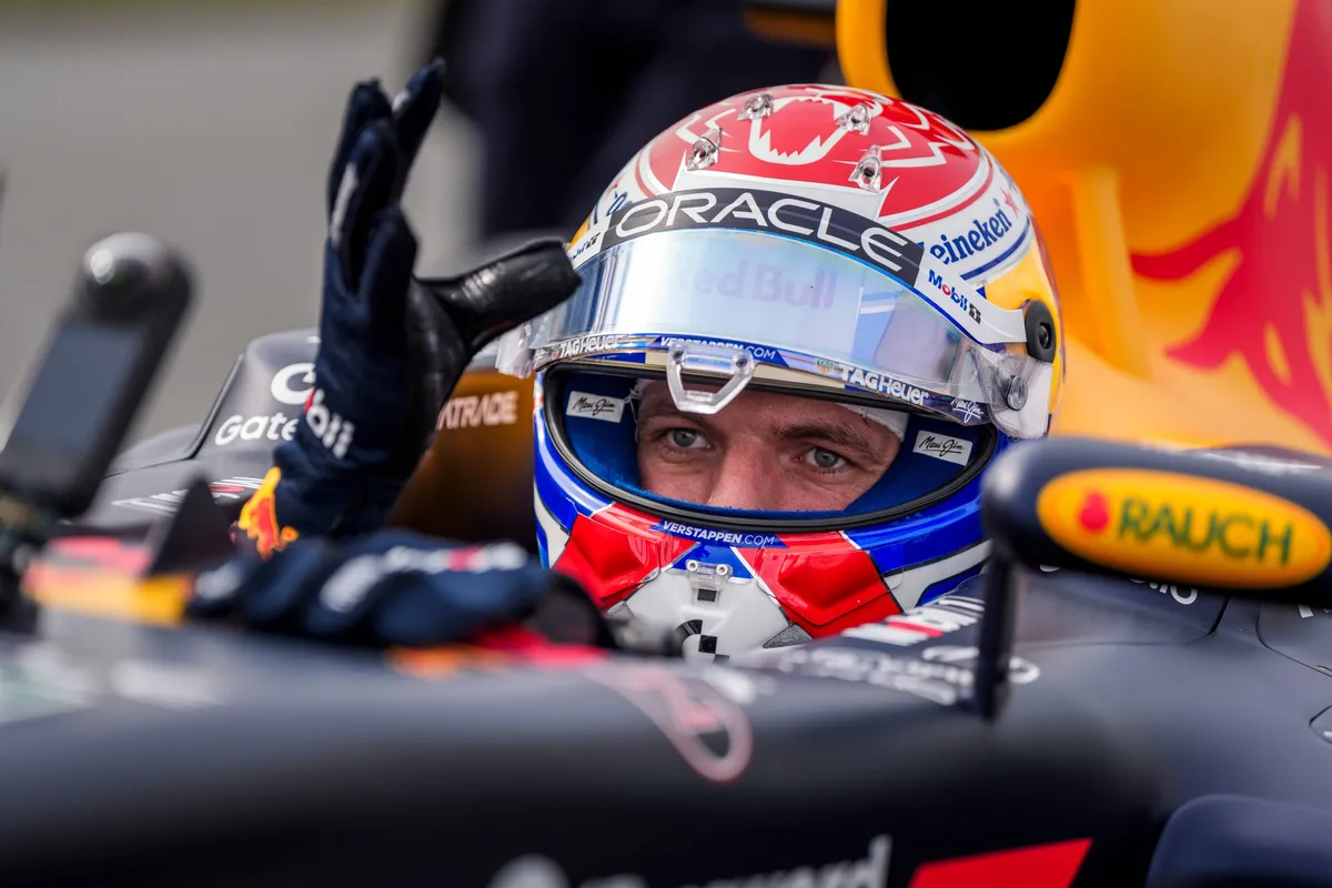 Steiner prijst Verstappen: "Niet veel coureurs hadden die auto op kunnen vangen"
